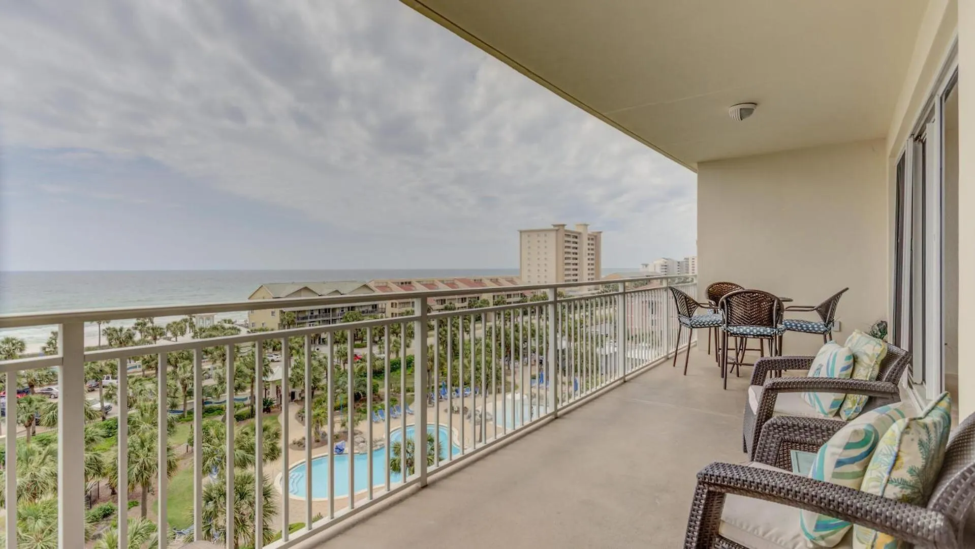 Beachview In The Heart Of Destin 0*,  USA